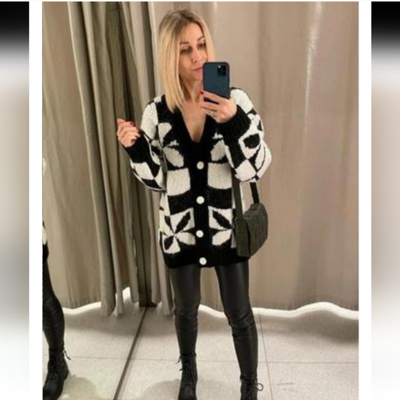 NEW * Zara Black White Checkered Knit Jacquard Chunky Knit Oversized Cardigan - Picture 11 of 16